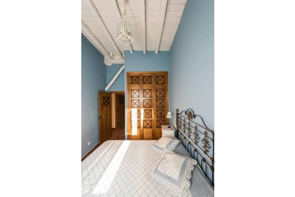 Photo of Bedroom in San Lorenzo de El Escorial