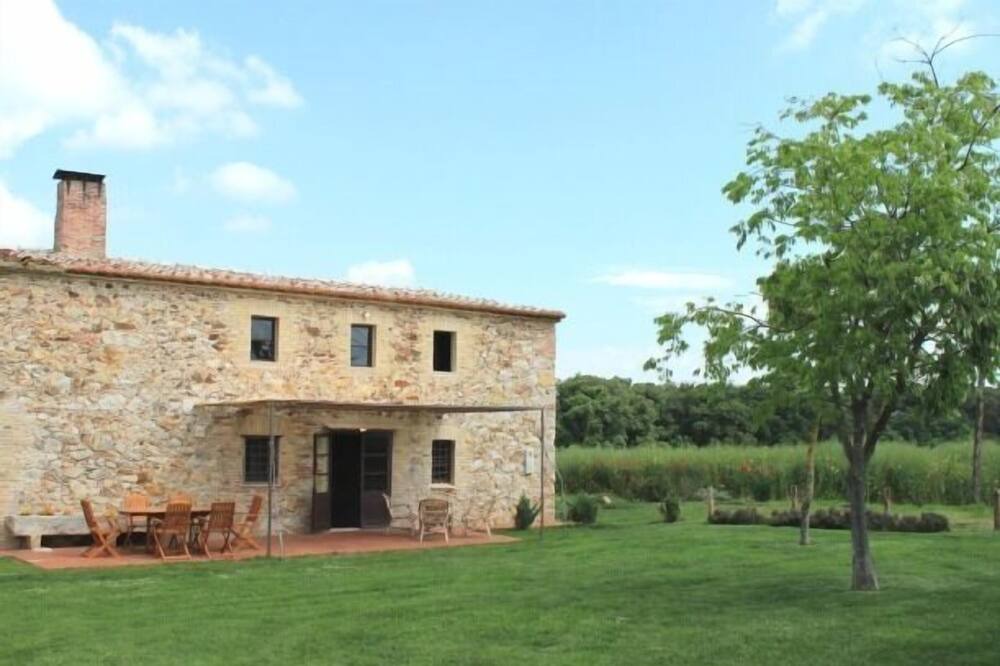Photo of Outdoor in Cassa de la Selva