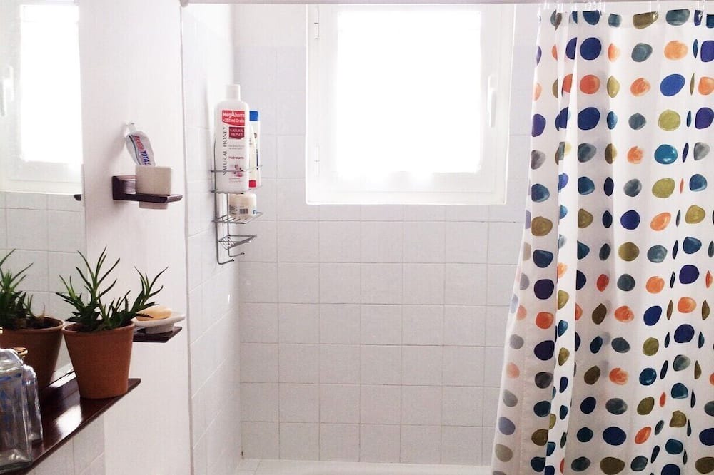 Photo of Bathroom in Higuera de la Sierra
