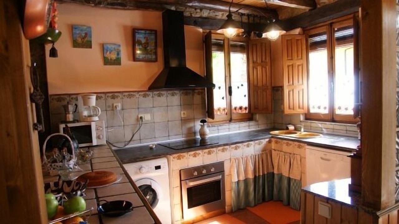 Photo of Kitchen in Robledo de las Traviesas