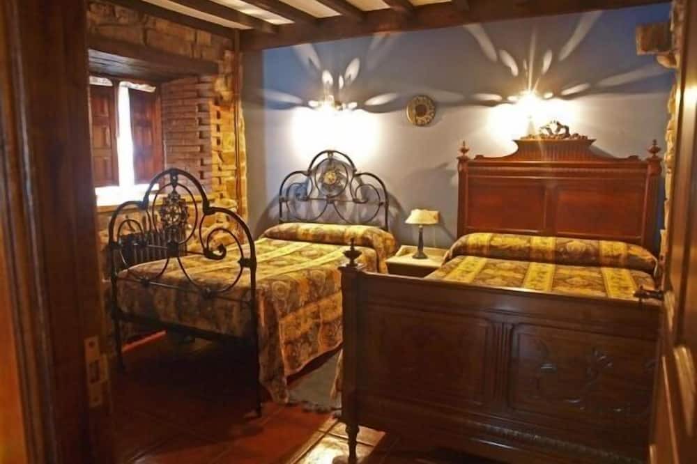 Photo of Bedroom in Los Tojos