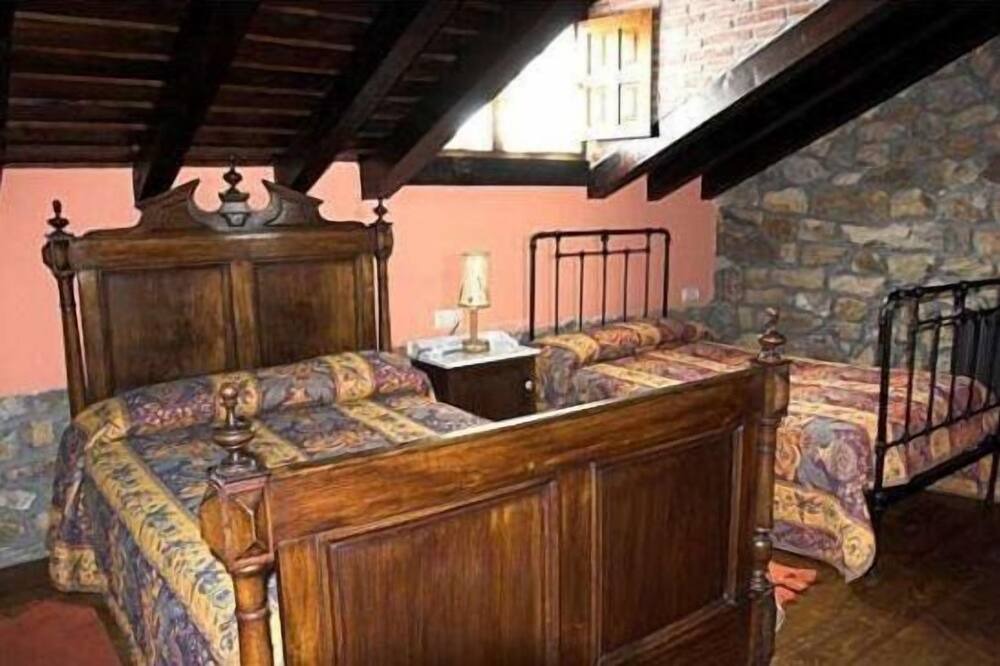 Photo of Bedroom in Los Tojos