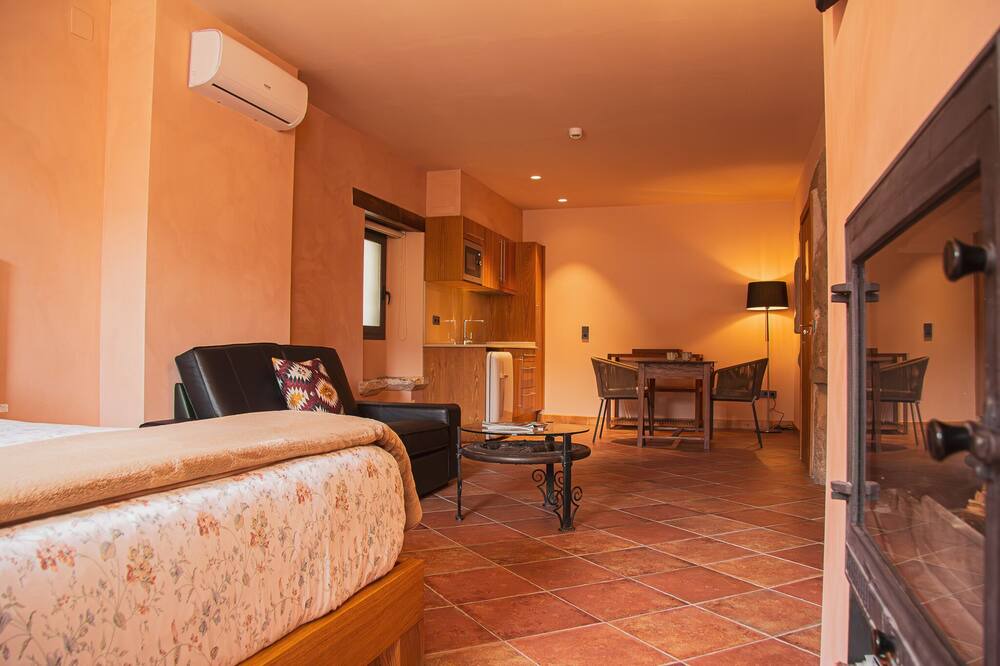 Photo of Bedroom in Porqueres