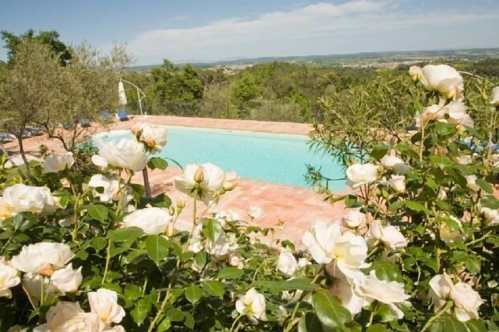 Photo of Outdoor in Porqueres