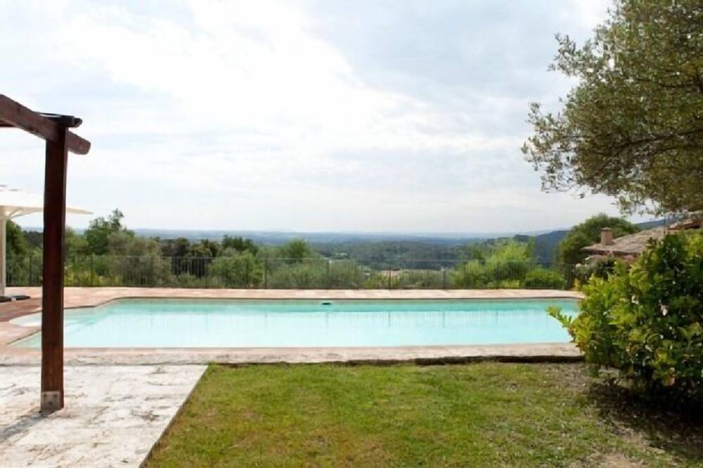 Photo of Outdoor in Porqueres