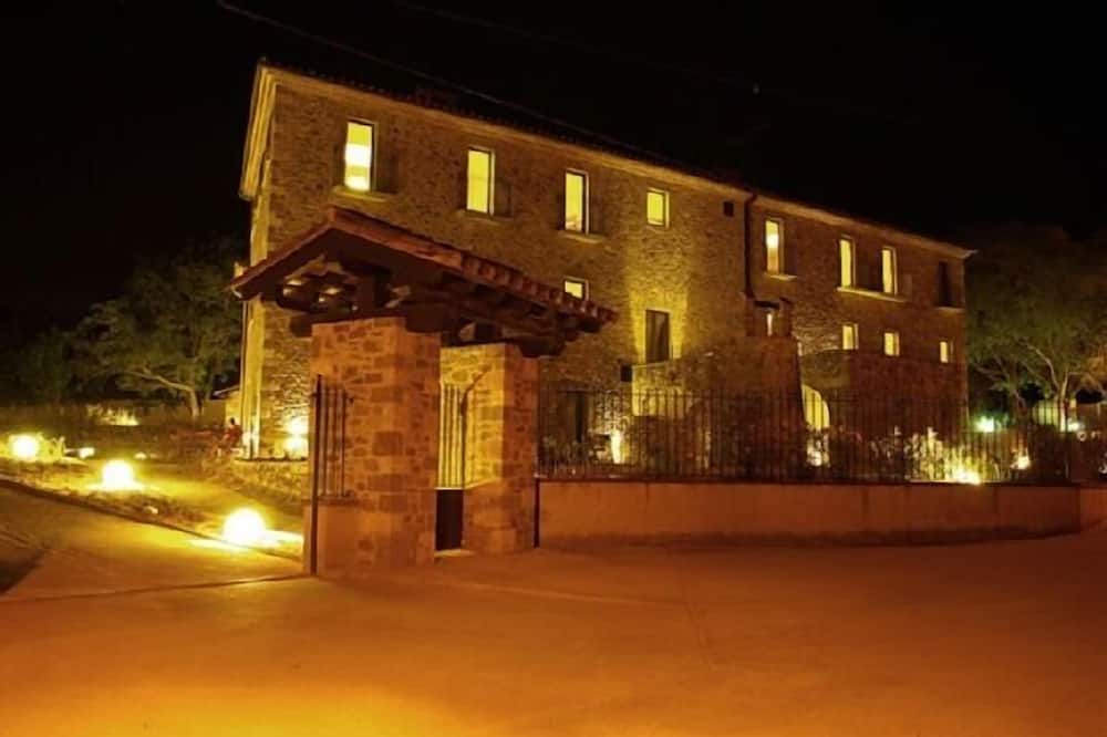 Photo of Outdoor in Fares