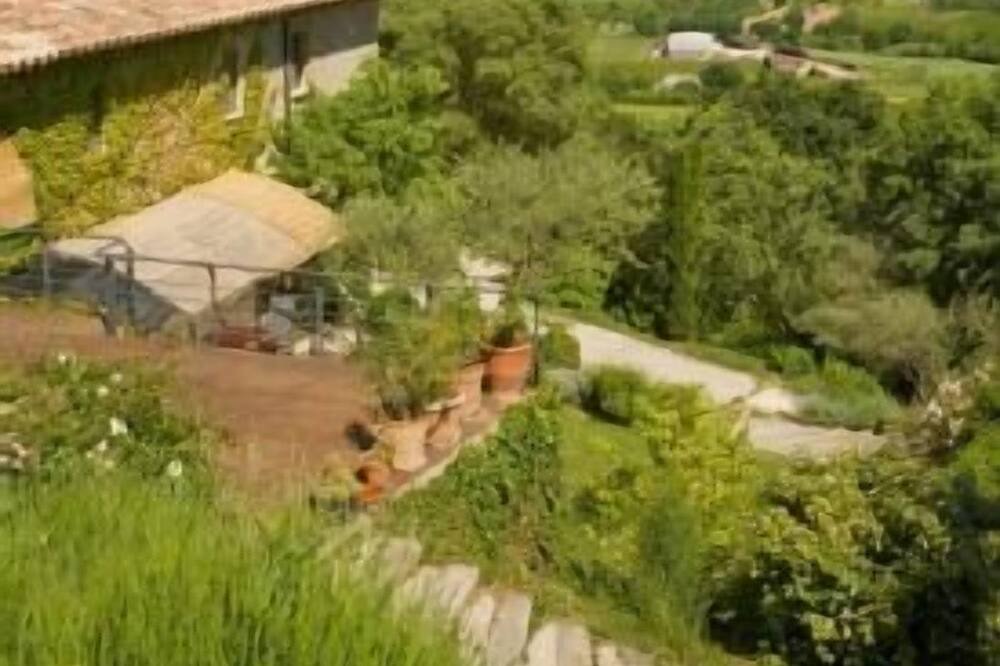Photo of Outdoor in Porqueres