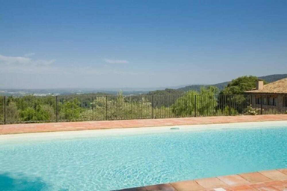 Photo of Outdoor in Porqueres
