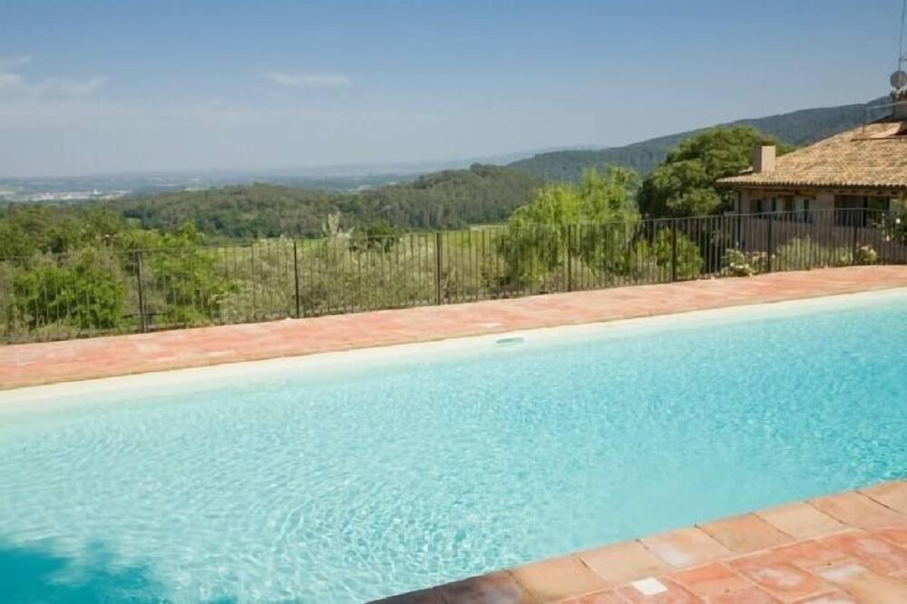 Photo of Outdoor in Porqueres