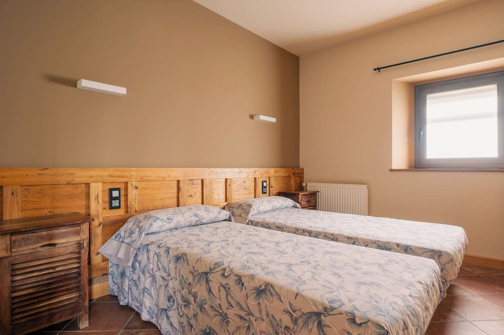 Photo of Bedroom in Porqueres