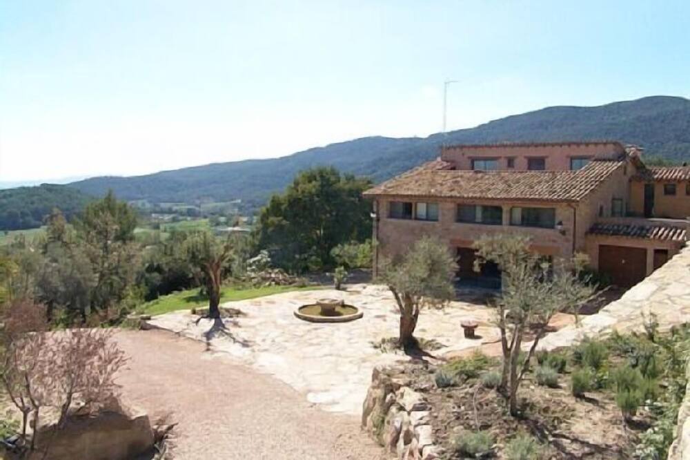 Photo of Outdoor in Porqueres