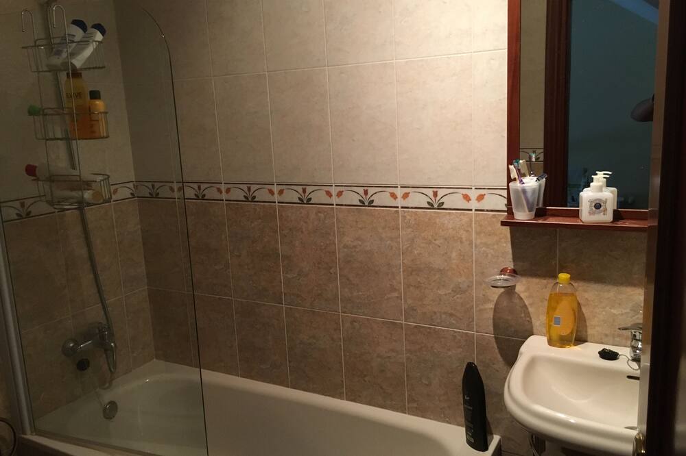Photo of Bathroom in Barcena de Cicero