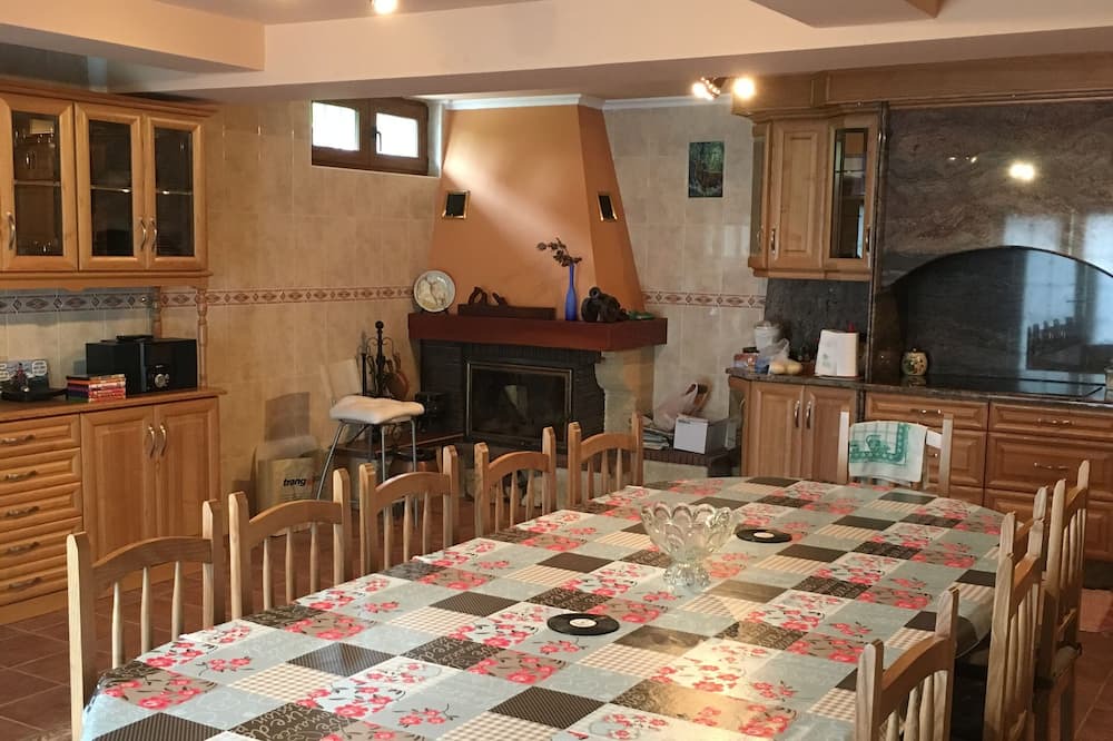 Photo of Kitchen in Barcena de Cicero