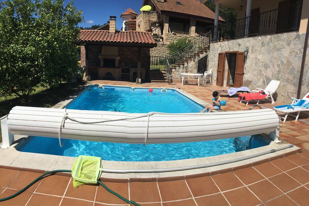 Photo of Outdoor in Barcena de Cicero