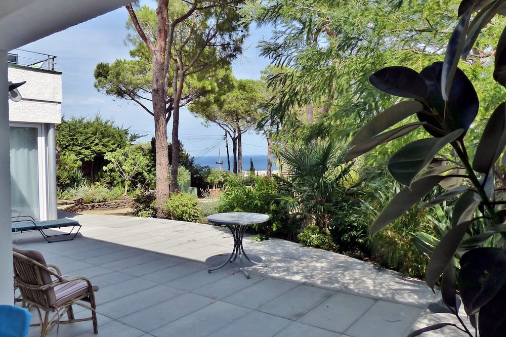 Photo of Patio Balcony in Port de la Selva