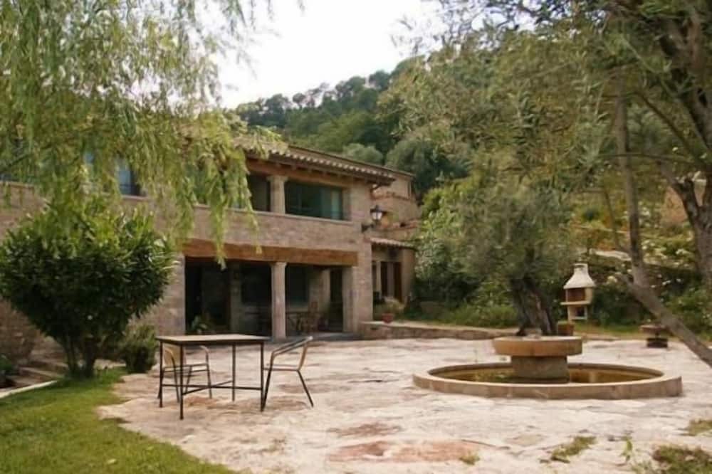 Photo of Outdoor in Porqueres
