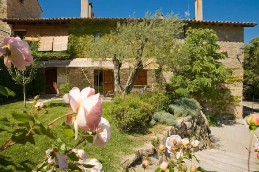 Photo of Outdoor in Porqueres