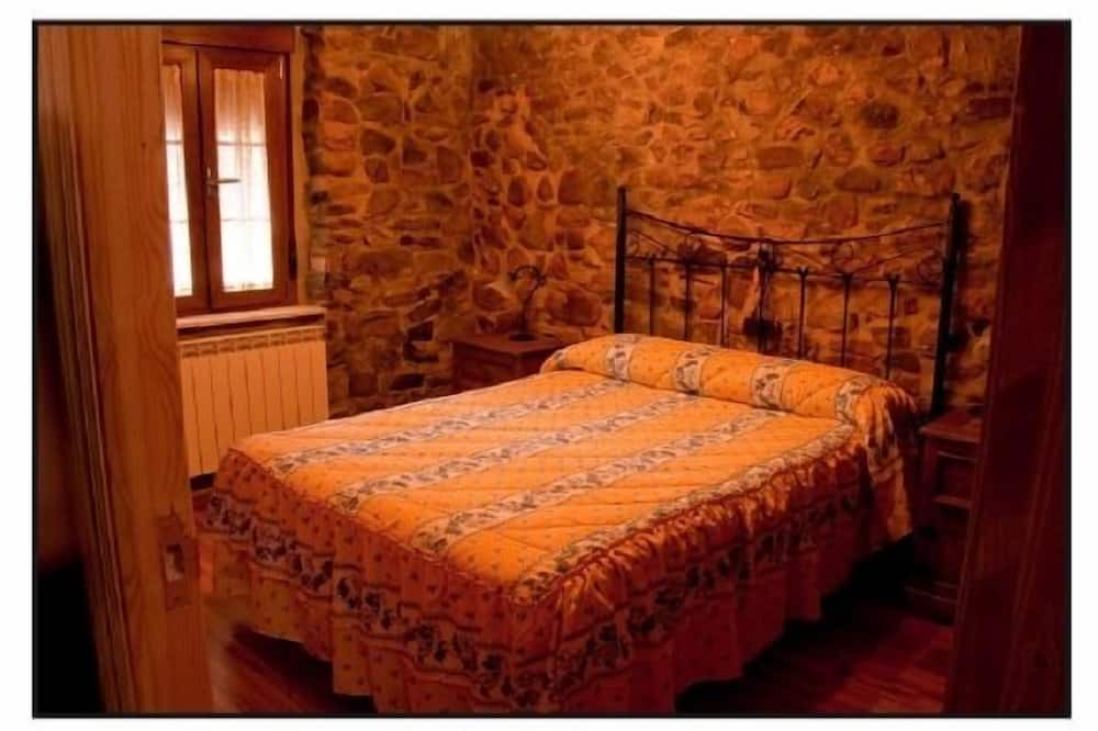 Photo of Bedroom in Brugos de Fenar