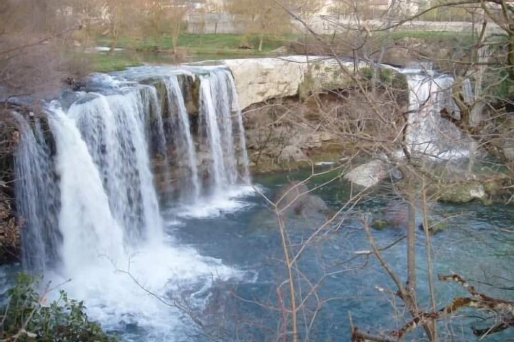 Photo of Outdoor in Ona