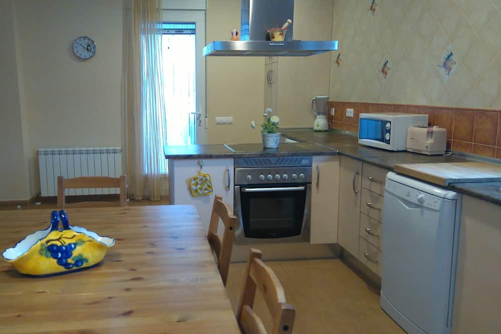 Photo of Kitchen in Cortijos Nuevos