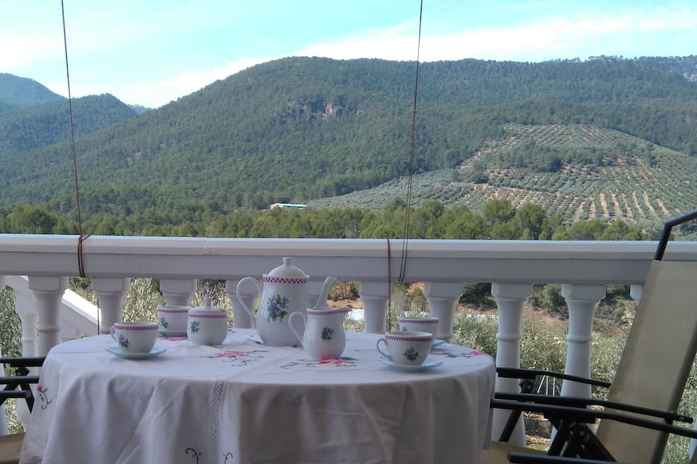 Photo of Patio Balcony in Cortijos Nuevos