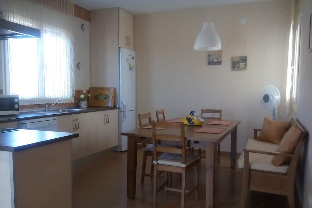 Photo of Kitchen in Cortijos Nuevos