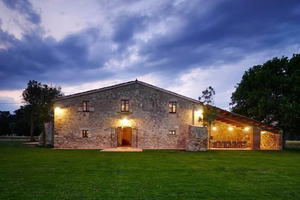 Photo of Outdoor in Cassa de la Selva