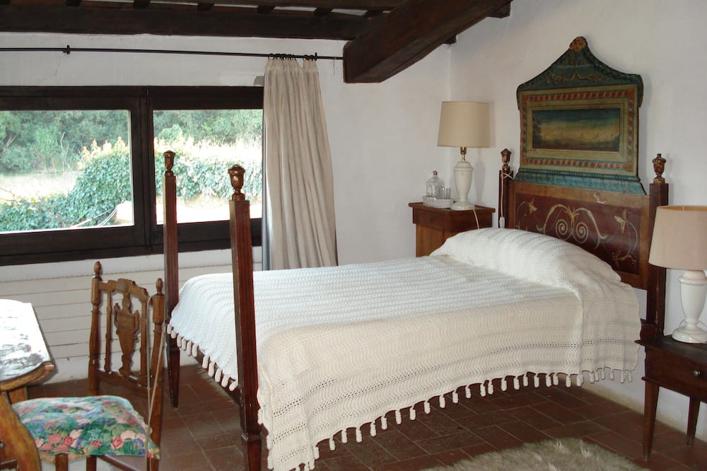 Photo of Bedroom in Vulpellac