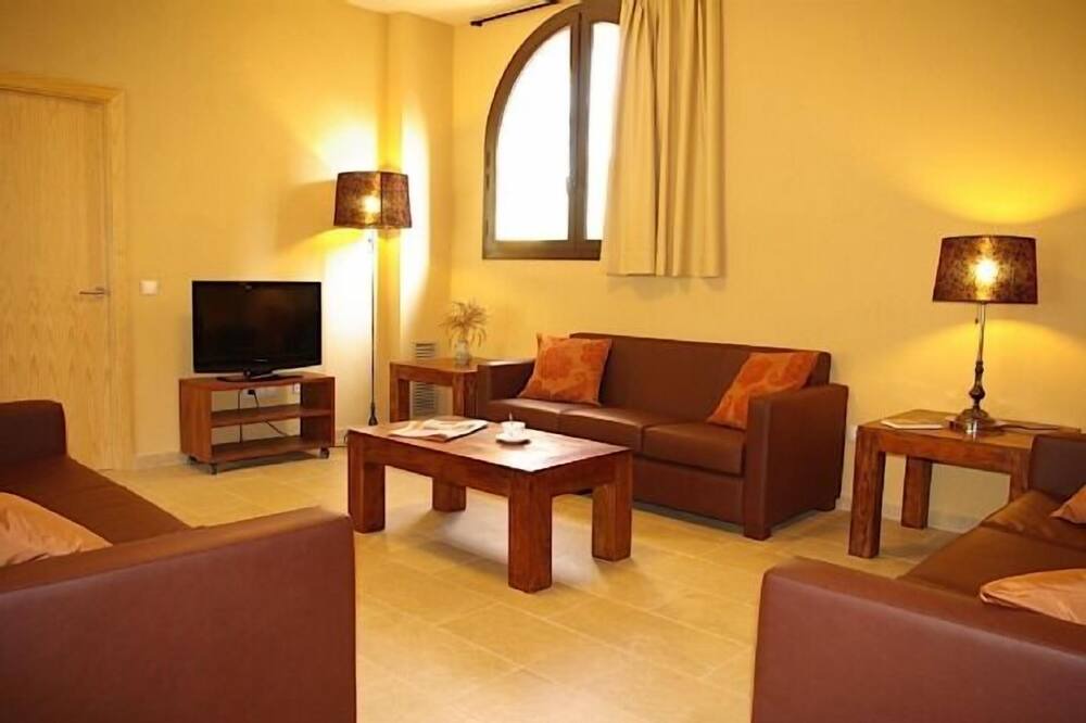 Photo of Livingroom in Fares
