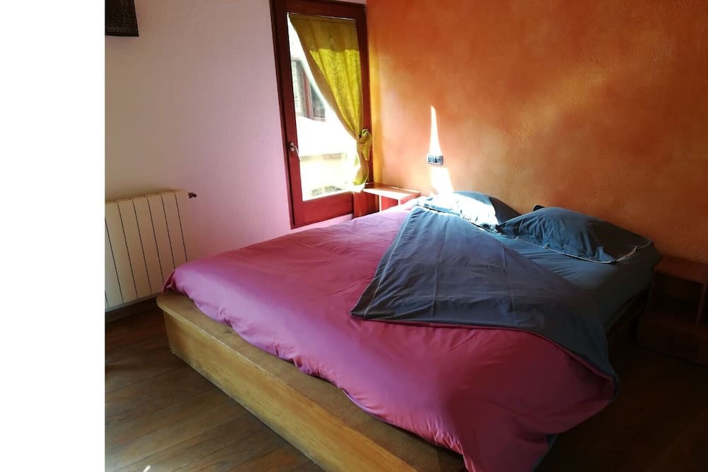 Photo of Bedroom in Mollo