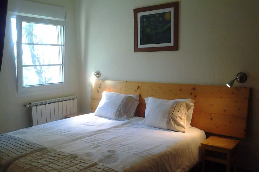 Photo of Bedroom in Outes