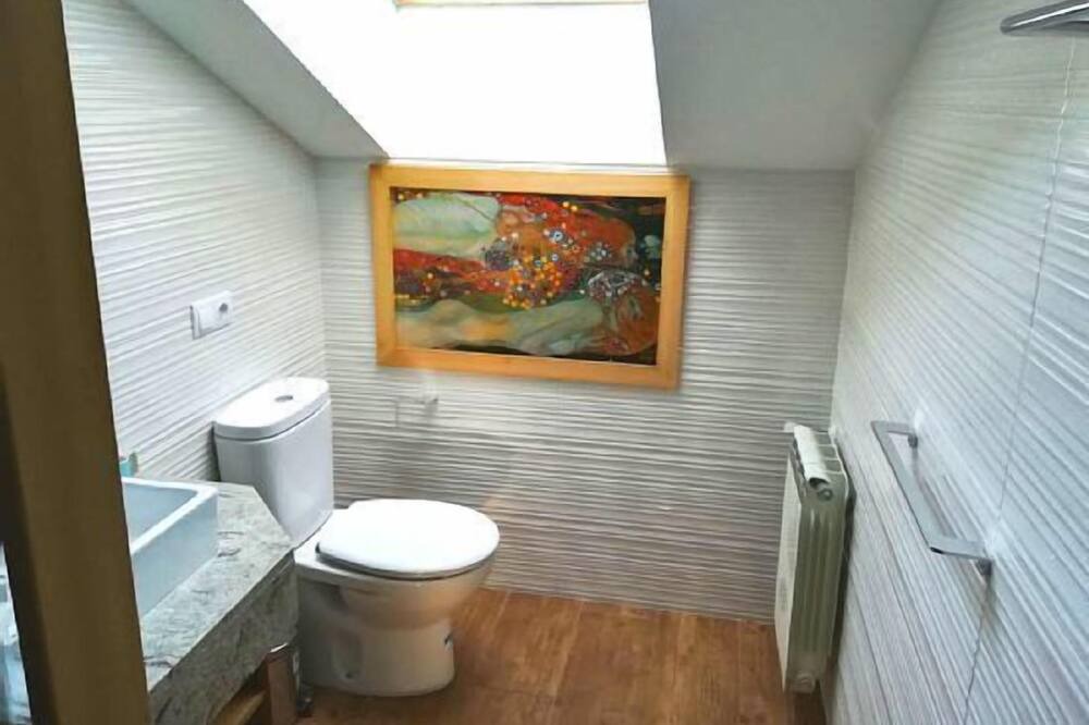 Photo of Bathroom in San Pedro de la Ribera