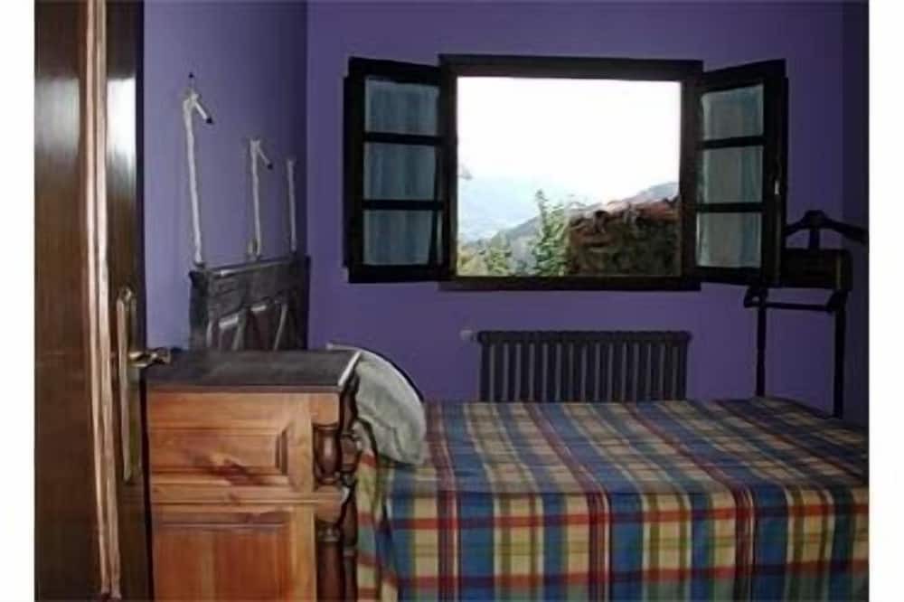 Photo of Bedroom in Teverga