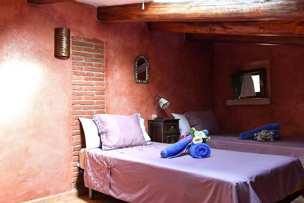 Photo of Bedroom in Forallac