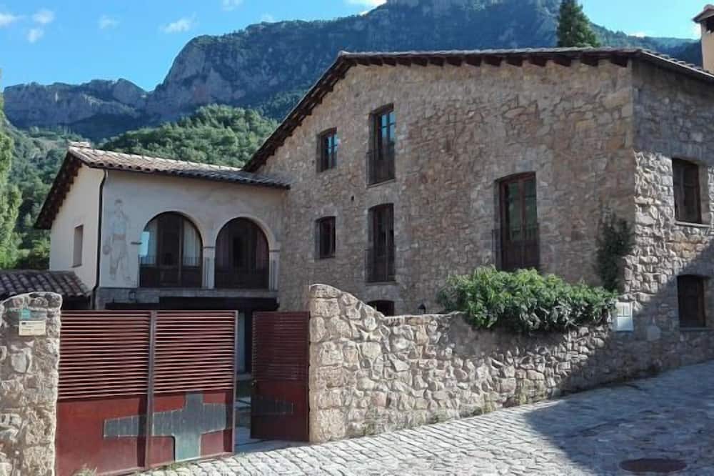 Photo of Outdoor in La Coma I la Pedra