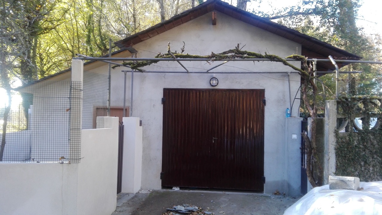 Photo of Outdoor in Guntin