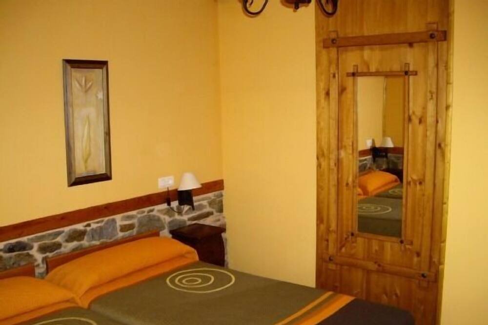 Photo of Bedroom in Quintana del Castillo