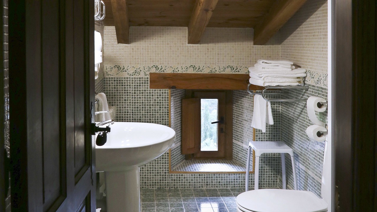 Photo of Bathroom in Orbaneja del Castillo