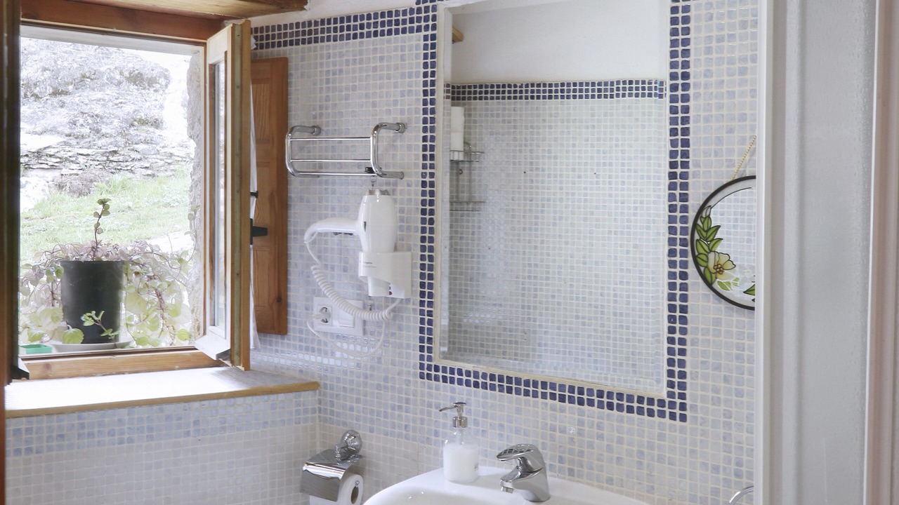 Photo of Bathroom in Orbaneja del Castillo
