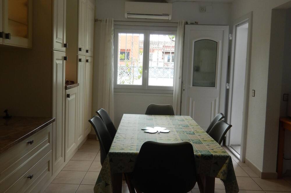 Photo of Kitchen in Castello d'Empuries