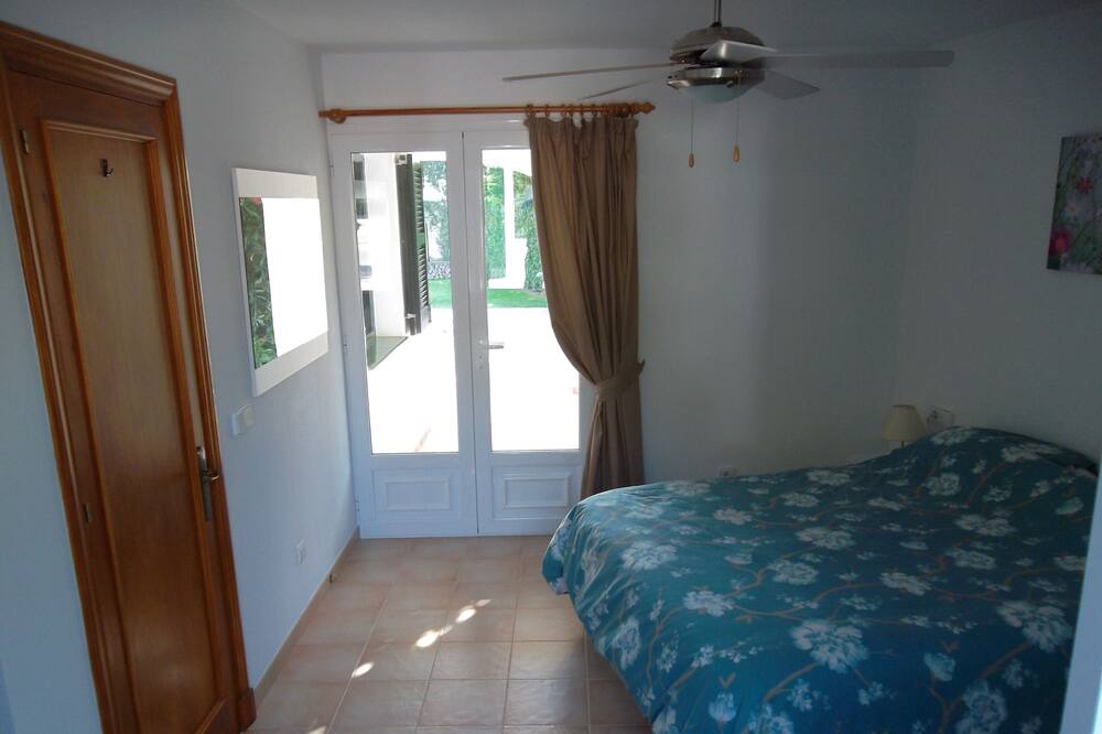 Photo of Bedroom in Binixiquer