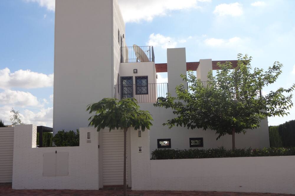 Photo of Outdoor in Jeronimo y Avileses y Balsicas de Arriba