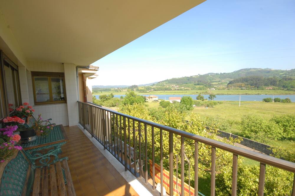 Photo of Patio Balcony in Bedrinana