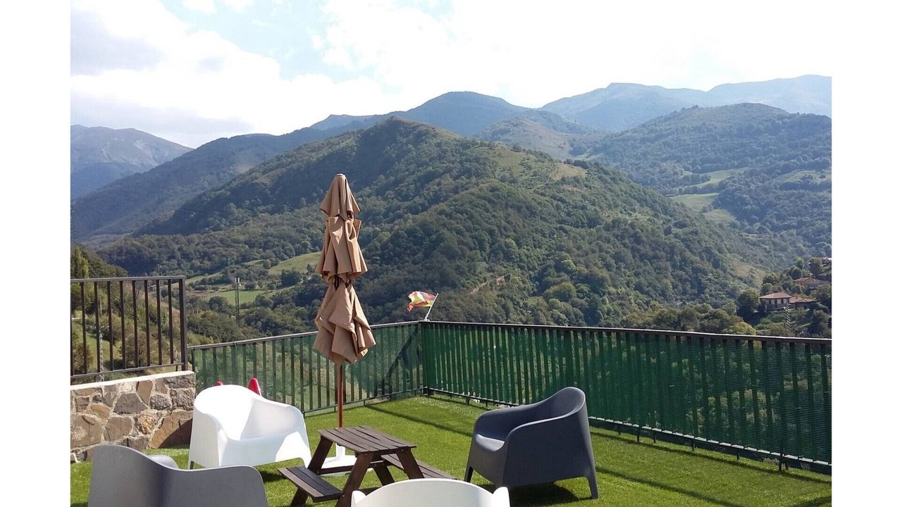 Photo of Outdoor in Lena