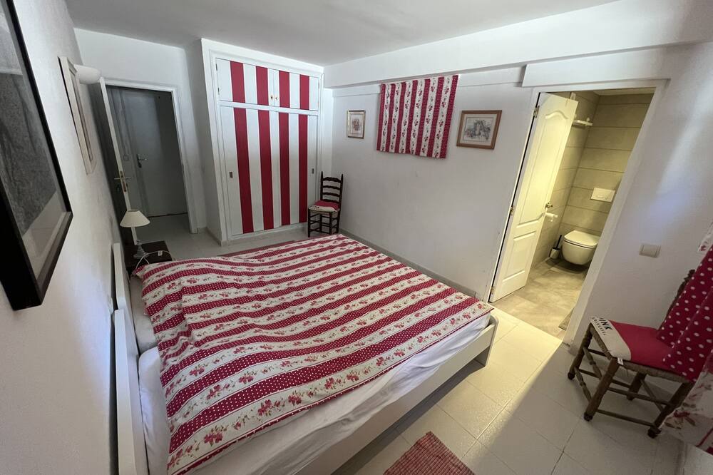 Photo of Bedroom in Tamariu