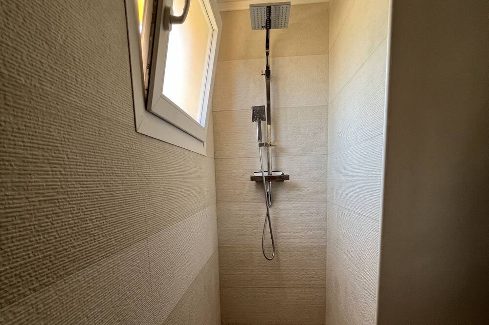 Photo of Bathroom in Tamariu