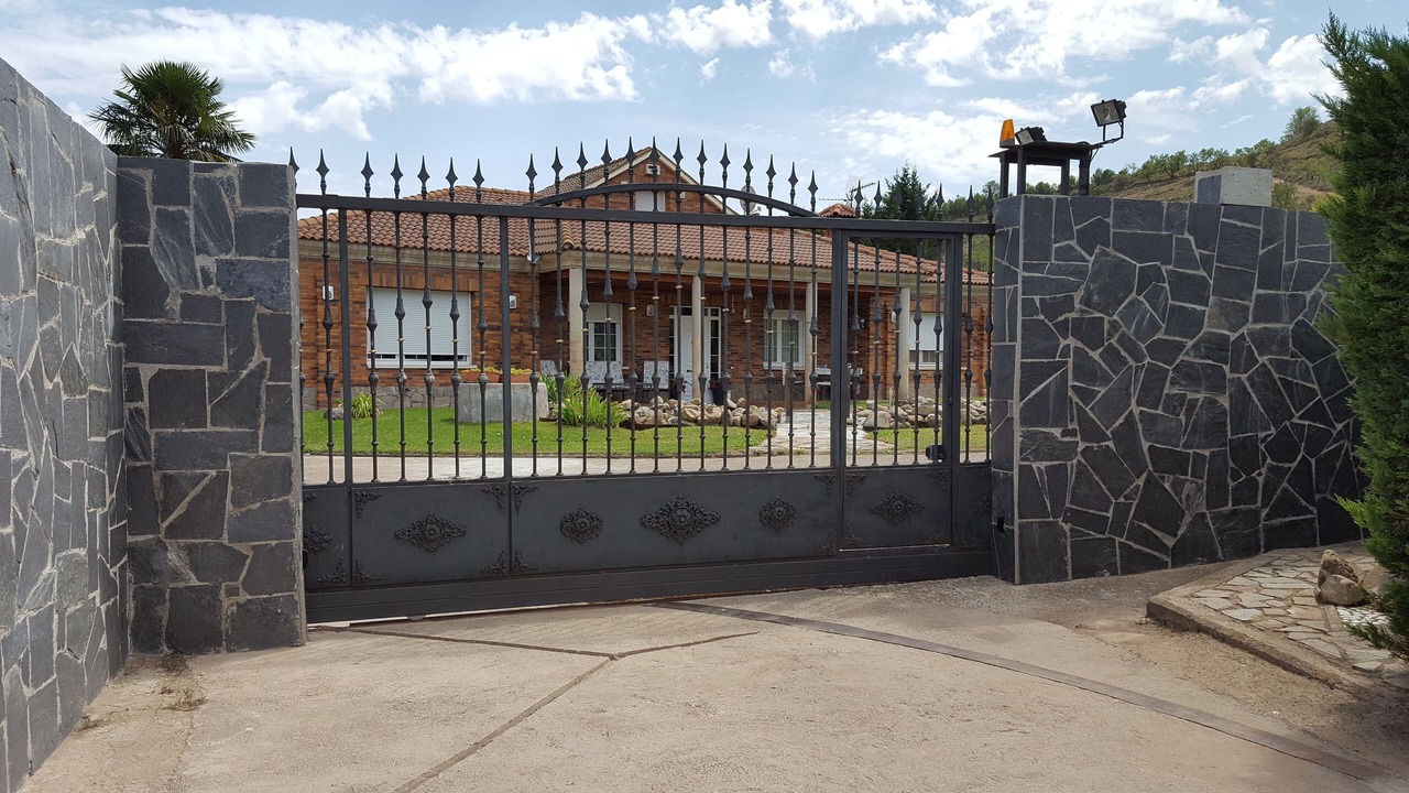 Photo of Outdoor in Alberite