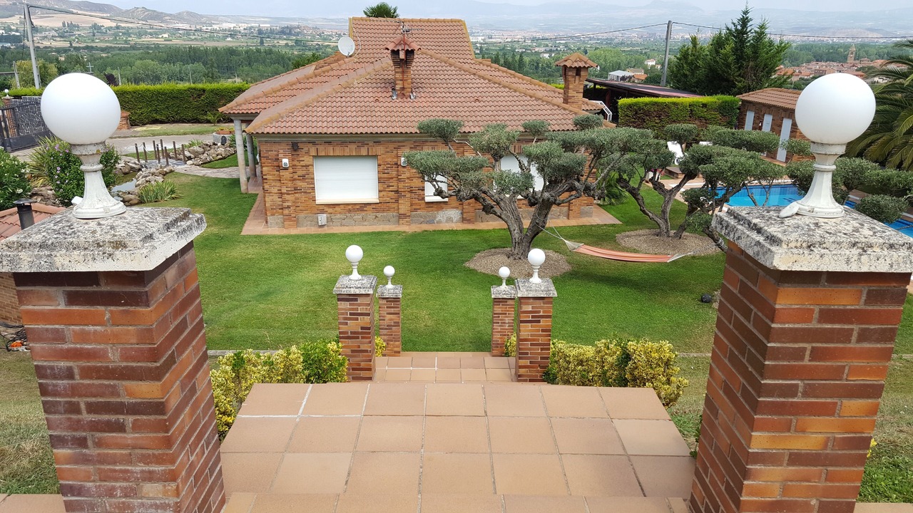 Photo of Outdoor in Alberite
