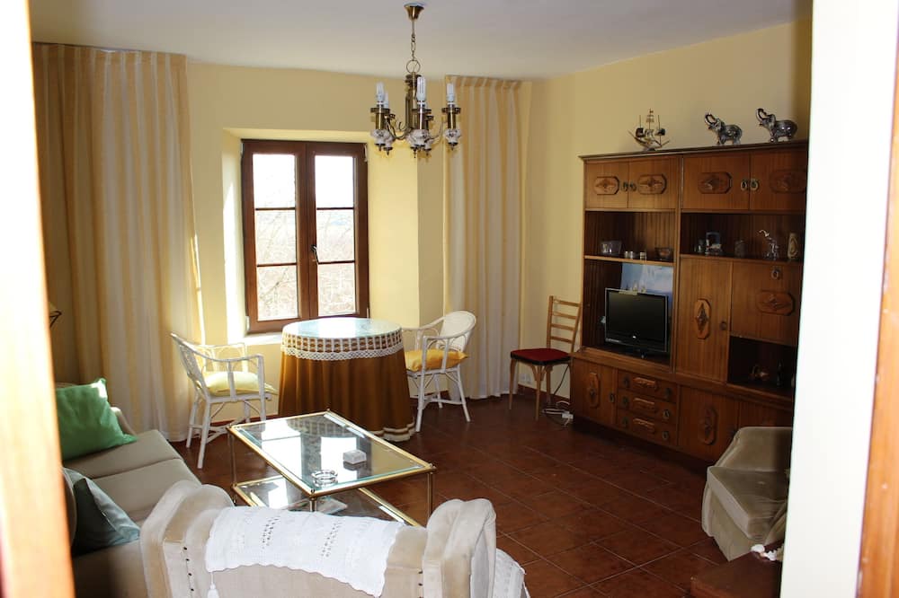 Photo of Livingroom in San Quirce del Rio Pisuerga