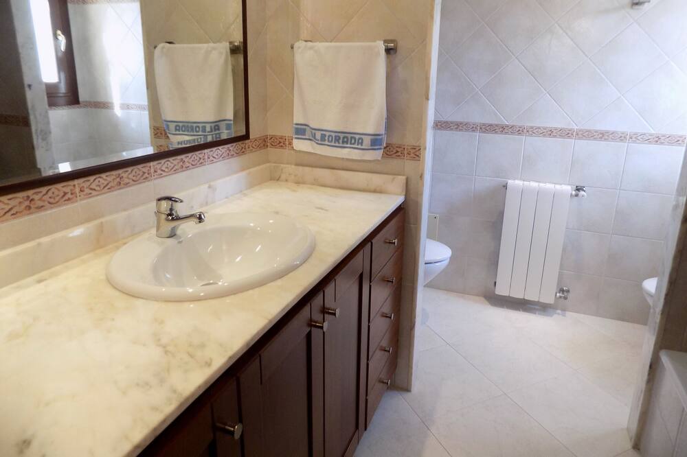Photo of Bathroom in Costa de los Pinos